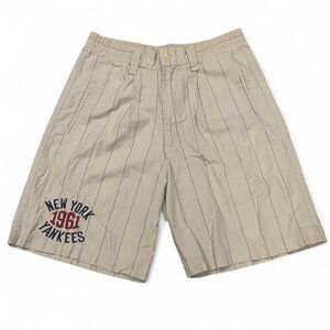 VTG 90s Mirage First String New York Yankees 1961 Pinstripe Shorts Size Medium